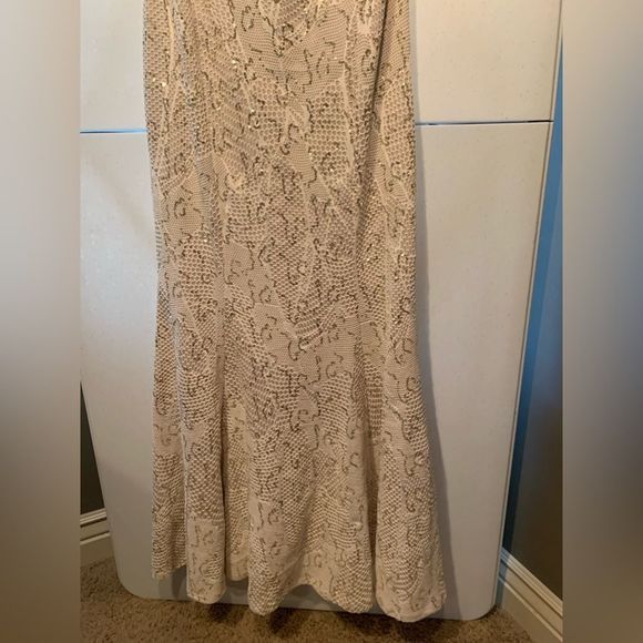 Bailey Blue Strapless Cream Gold Sequin Mermaid Maxi Dress. XL. Wedding. Prom. - Picture 7 of 12